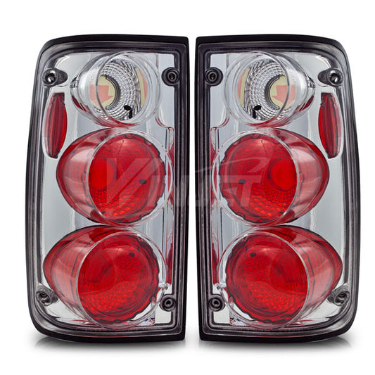 1989-1995 Toyota Pickup Tail Light - Chrome/Clear